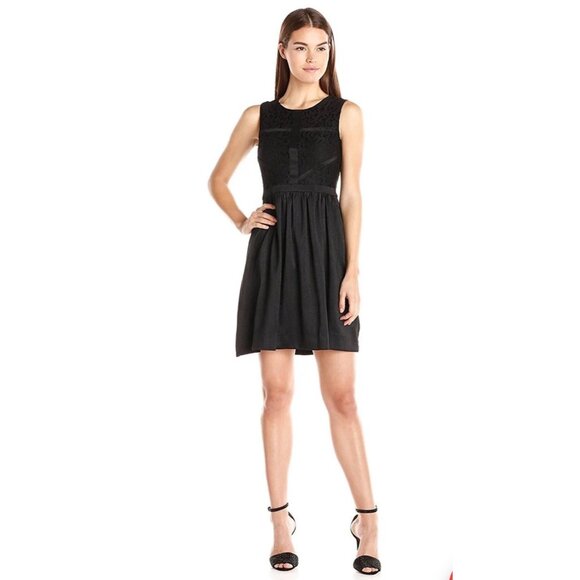 Taylor Black Lace Baby Doll Dress Sz 8 (Medium) Womens Sparkly with Pockets - Picture 14 of 14